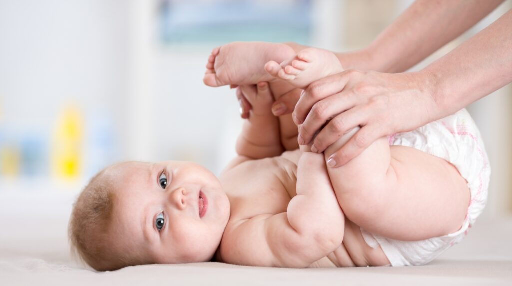 Positions To Relieve Gas In Babies Top 5 Expert-Backed 2023