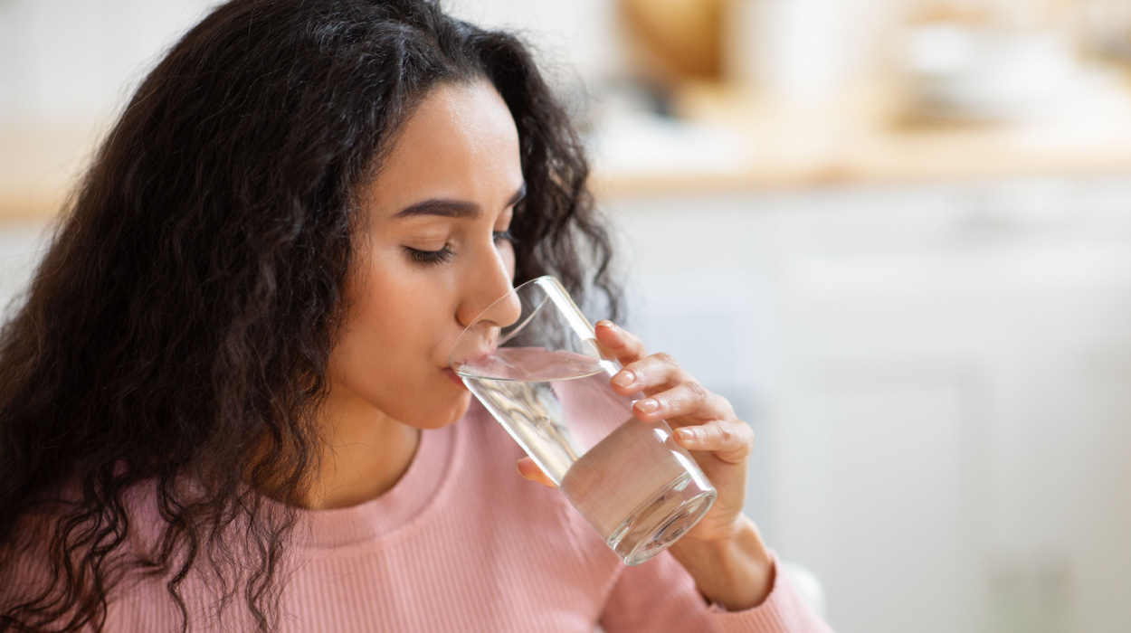 how much water should i drink to lose weight