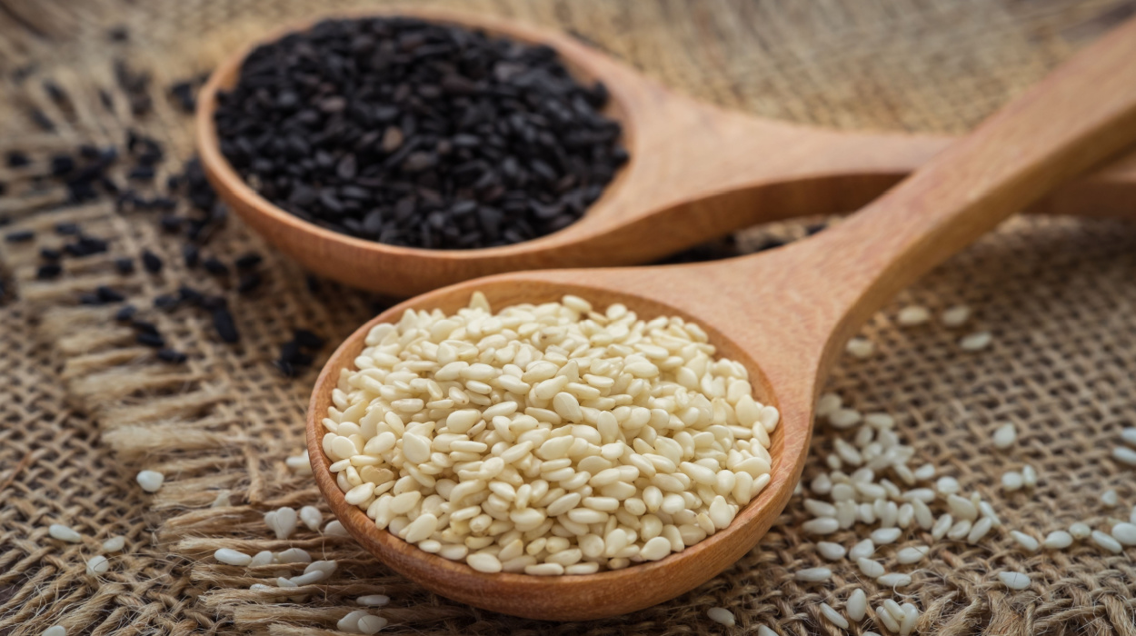 11 Best Sesame Seeds Benefits For Your Health