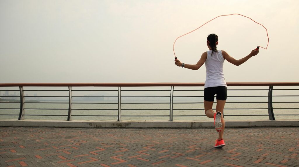 how long should i jump rope to lose belly fat