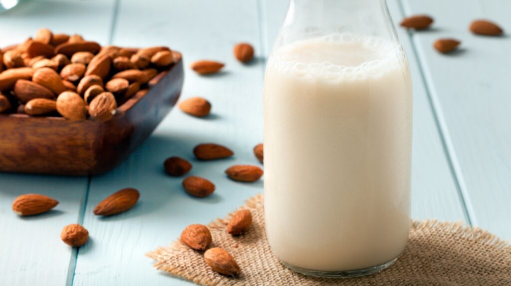 is almond milk good for weight loss