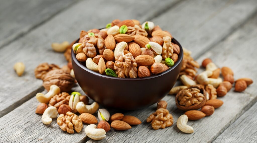 are nuts good for weight loss